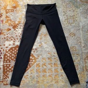 Black lulu lemon wunder under